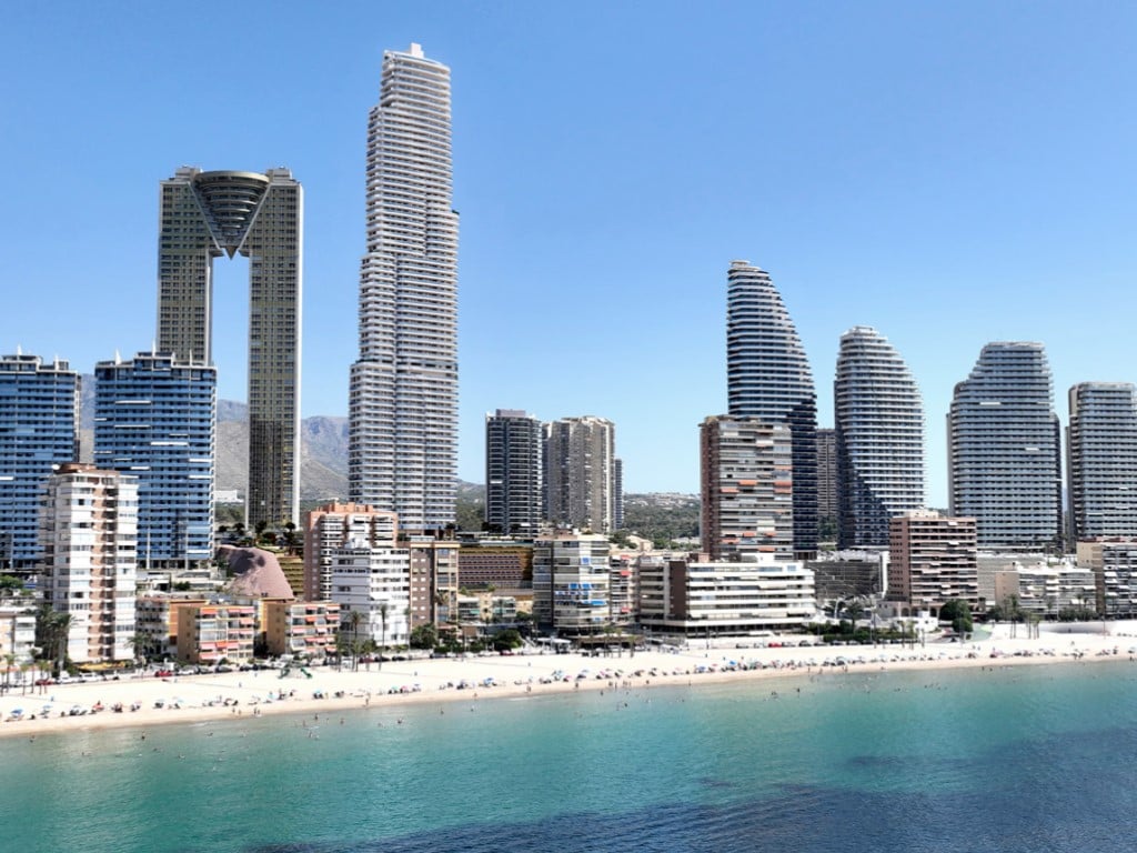 Luxus-Wolkenkratzer 150 m vom Poniente-Strand in Benidorm