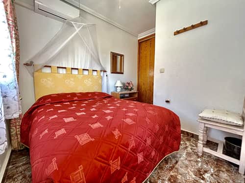 Rijwoning met 3 slaapkamers in La Zenia — foto 20