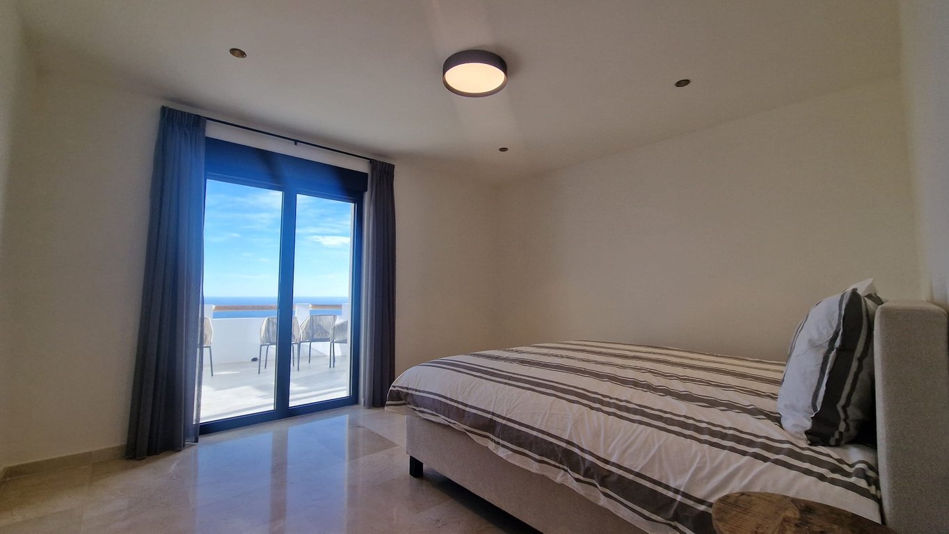 VILLA DE LUXE ÚLTIMA: RETIR DE 6 DORMITORIS, CUMBRE DEL SOL | VISTES PANORÀMIQUES AL MAR IMPRESSIONANTS | LLAVORS I SOSTENIBLE - 27