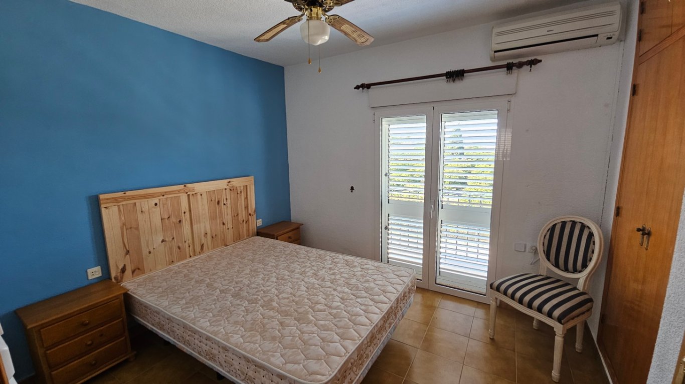 Casa aparellada a prop de la Platja de Santa Ana - Deveses - 14