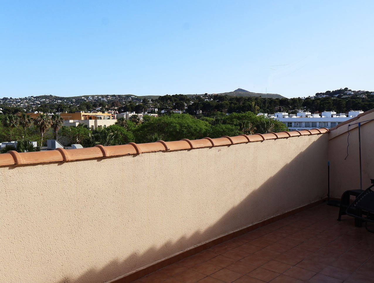 Top-floor 3‑bedroom penthouse with sea views — Golden Beach II