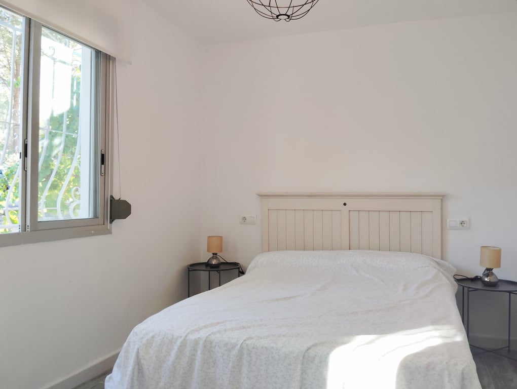 Casa de camp reformada a Parcent: tranquil·litat, parcel·la tancada, natura i confort en un entorn privilegiat. - 17