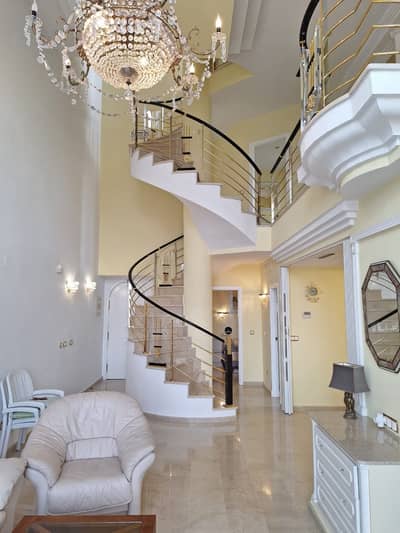 Property #TSR2074C - Image 2