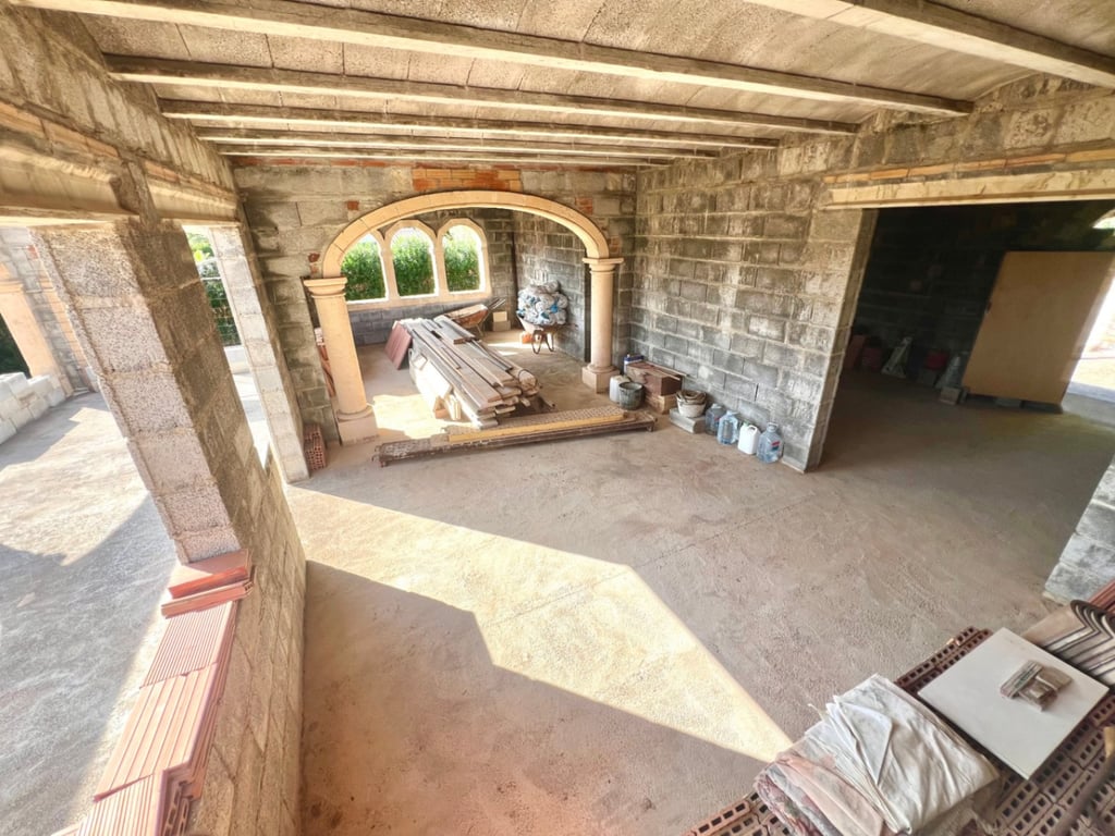 Propiedad con gran parcela, con una construcción para finalizar, en una demandada zona de Jávea - 13