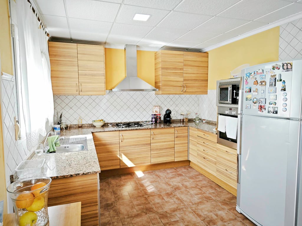 Villa de 270 m2 con piscina en venta en Pedreguer, zona residencial a un paso del centro - 7