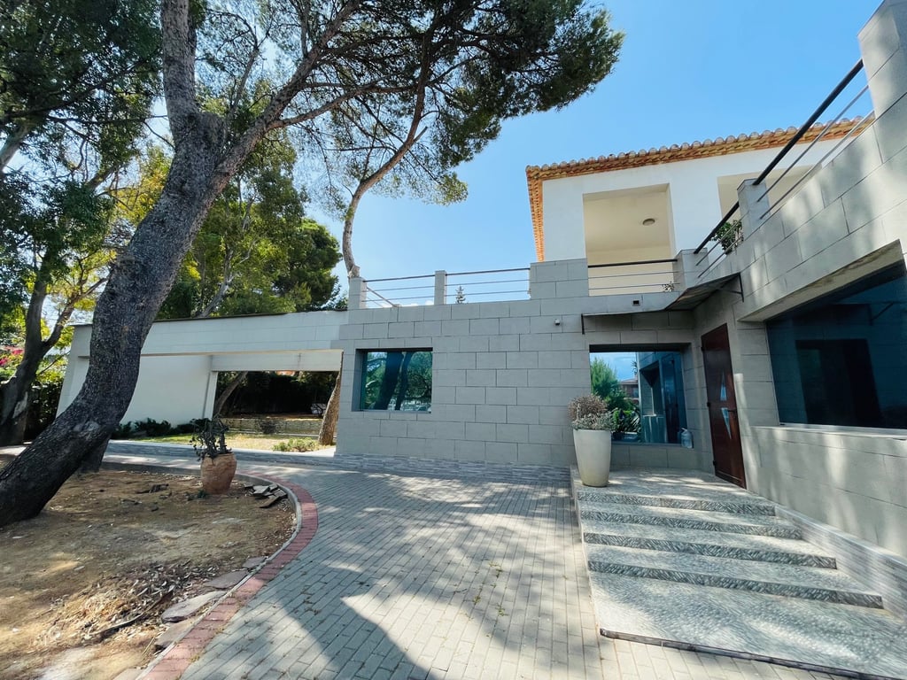 Dénia. Las Rotas. Villa grande con 2885 m2 parcela cerca del mar en venta - 12