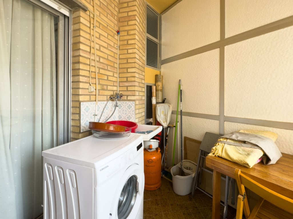 Apartamento en venta de 3 habitaciones con piscina en Denia - 14