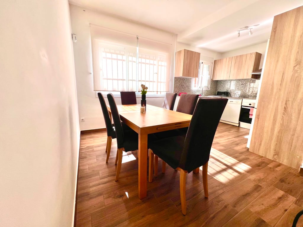 Property #RH21274 - 4