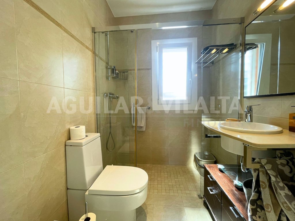 para dos familias con piscina - 47