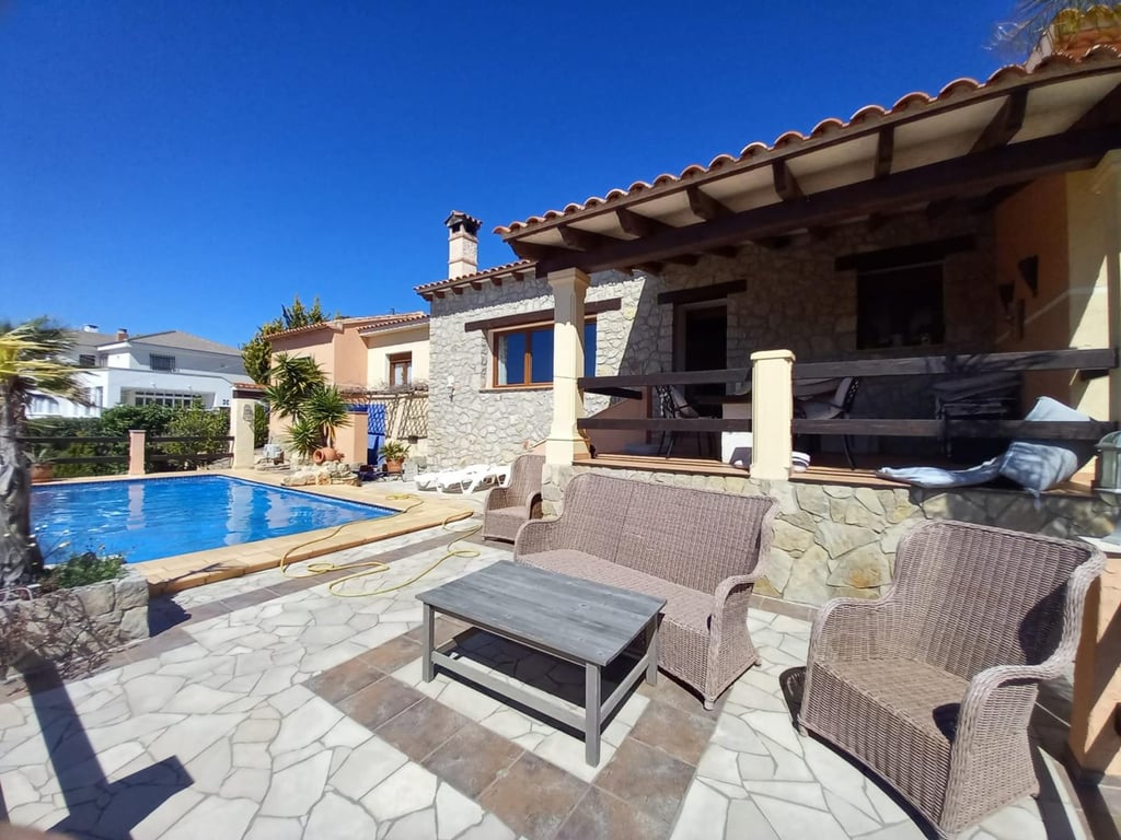 Property #RH21393 - 2