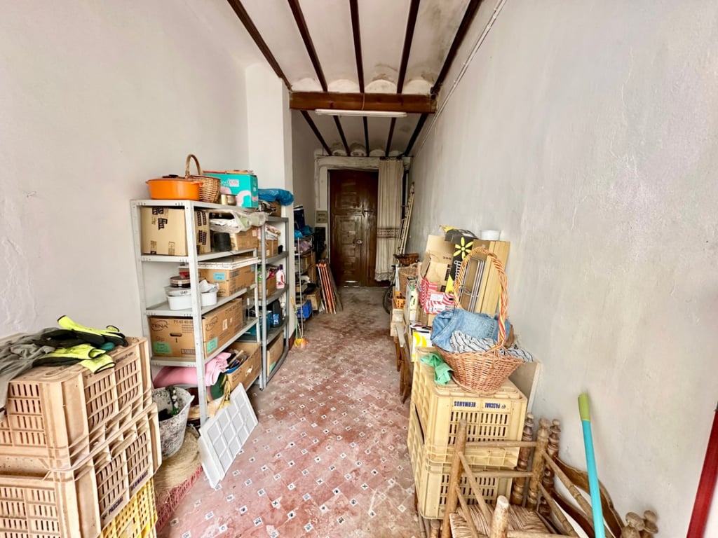 Encantadora casa de pueblo con gran patio interior en el centro de Pego. - 25