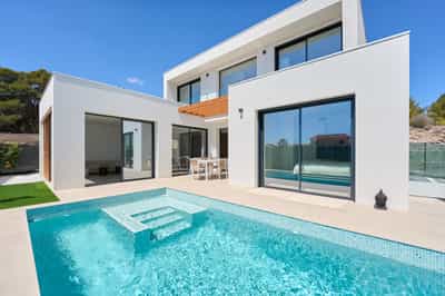 VILLA 9