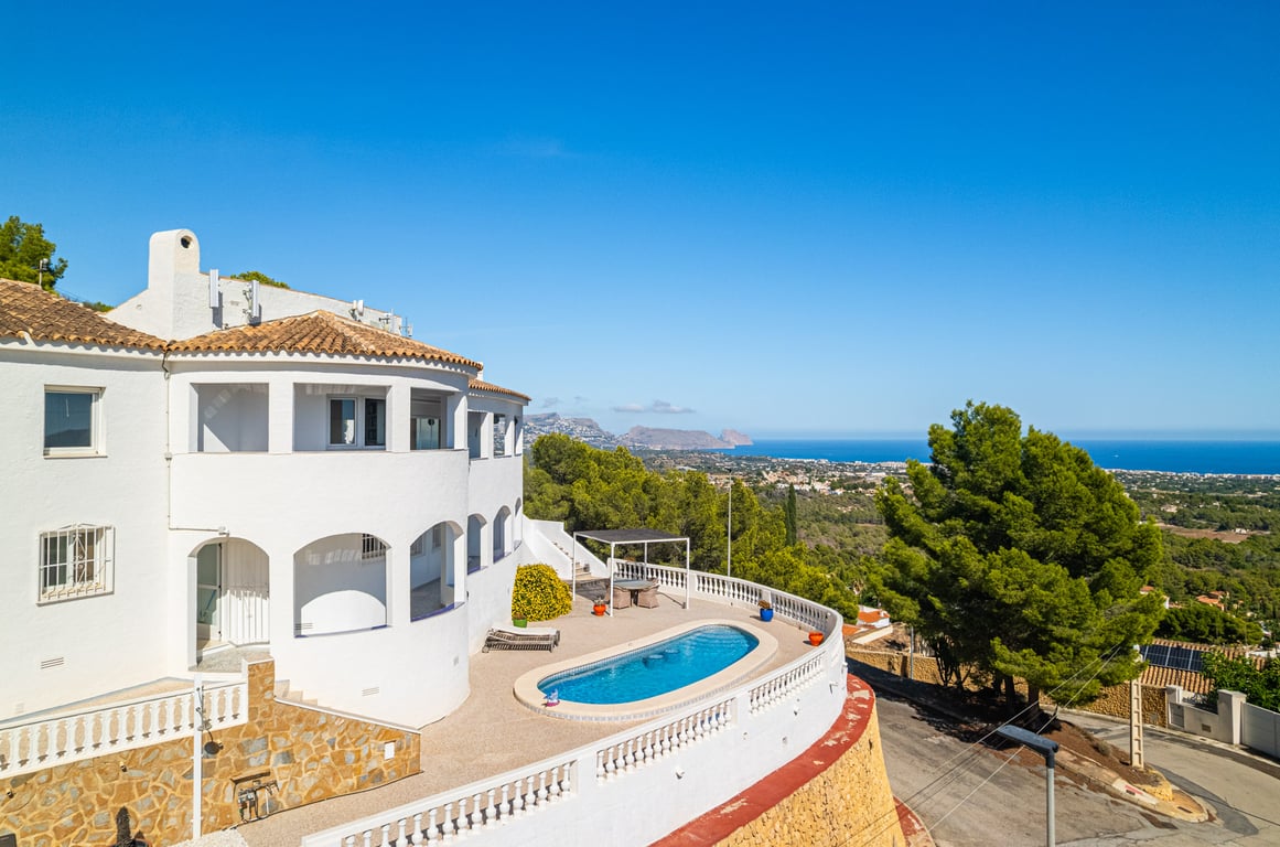 5-bed Villa in Alfaz del Pi photo 13