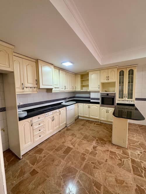 Appartement met 5 slaapkamers in Torrevieja — foto 5