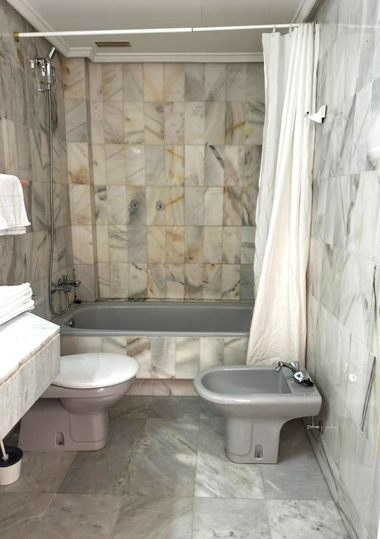 Property #RH20335 - 8