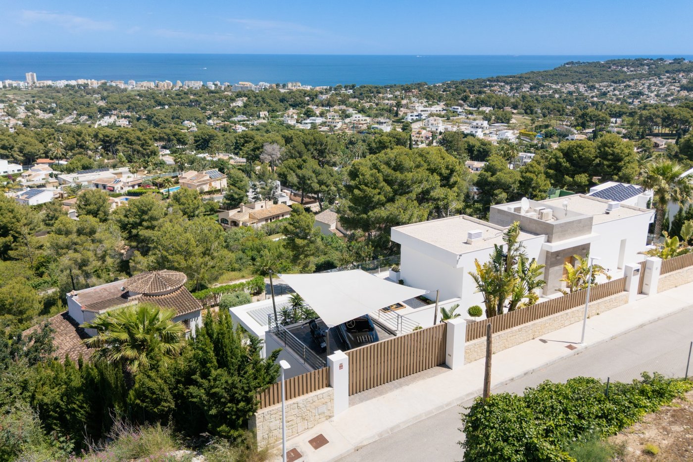 Villa exclusiva y moderna en Jávea con vistas al mar