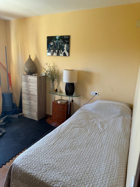 Property #RH21393 - 13