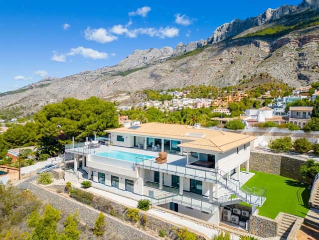 Villa in Altea, 5 Schlafz., 680m²