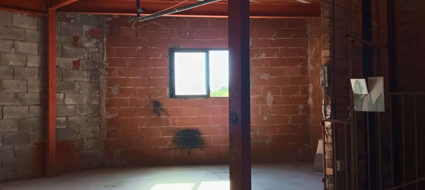 Edificio en venta para reformar en Teulada con dos locales comerciales - 8