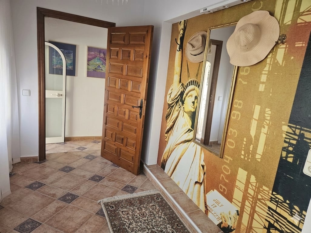 4-bed Villa in Moraira photo 10