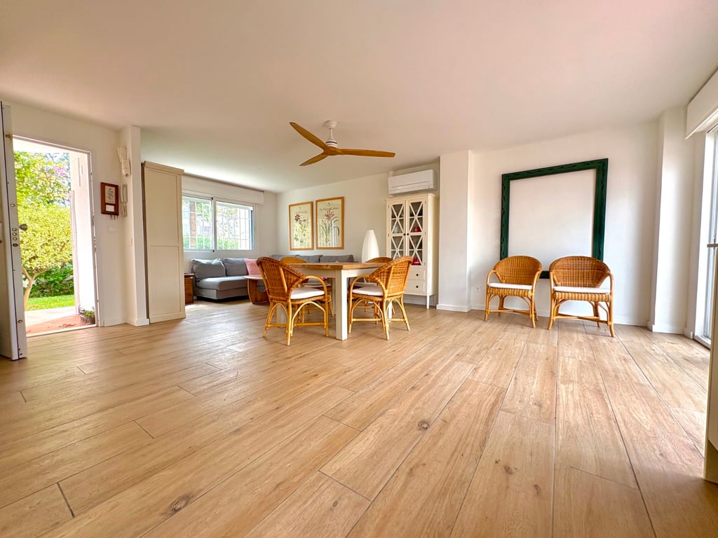 Property #RH20300 - 8