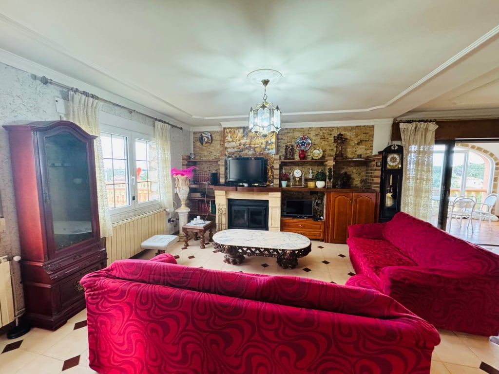 Dénia. Chalet amplio con vistas al mar en venta - 38