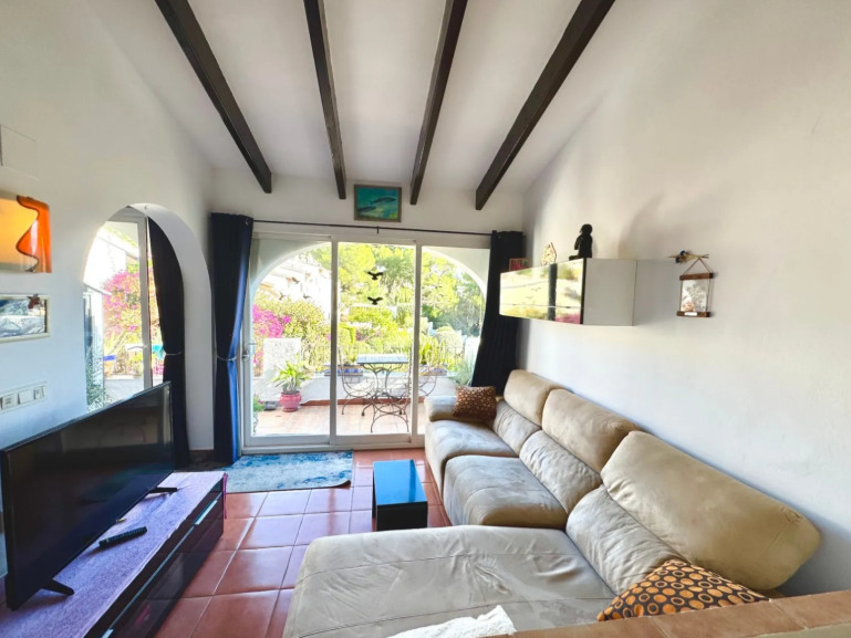 Property #RH21352 - 9