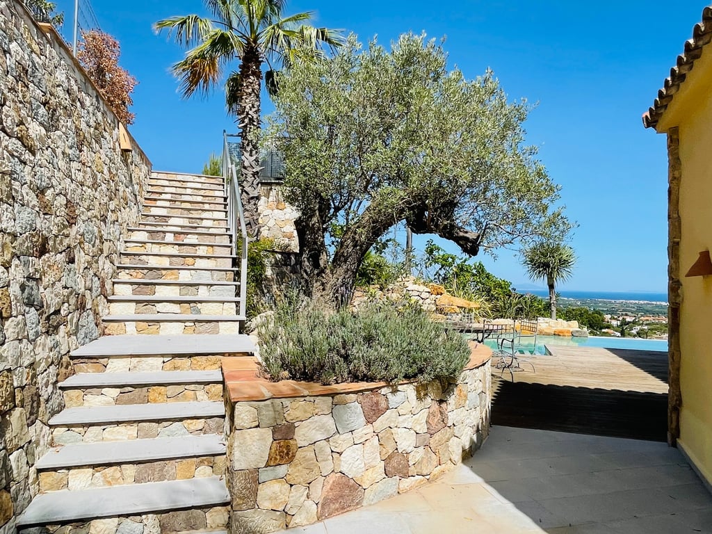 Denia. Villa de lujo con vistas maravillosas al mar, en venta - 65