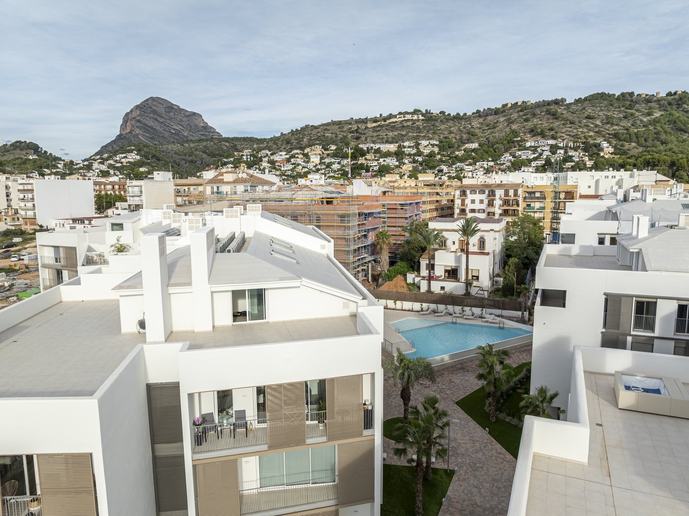 Modern 1-Bedroom Apartment with Private Terrace in Jávea