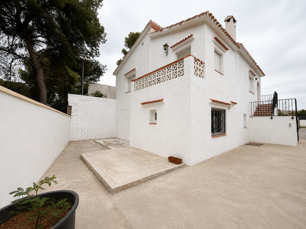 5-bed Villa in Dénia photo 10