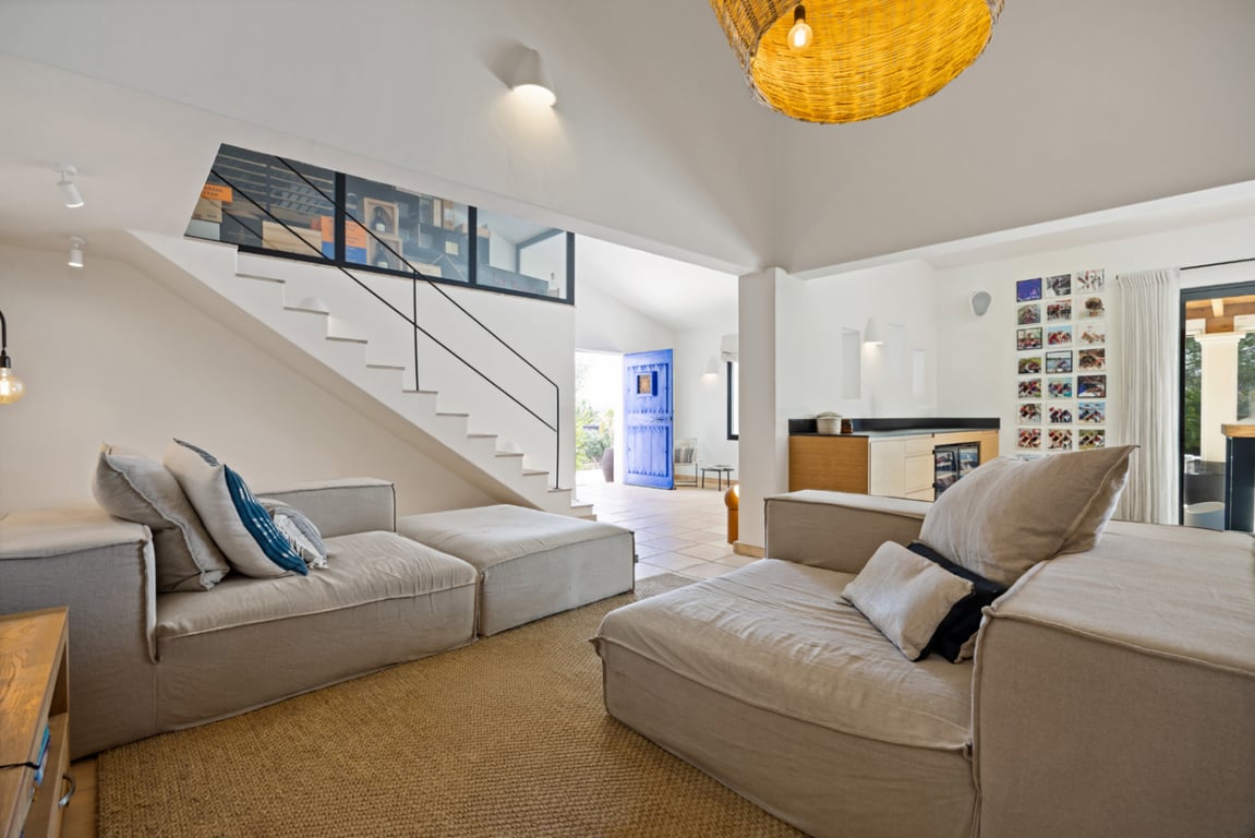 Villa reformada en la zona del montgo con casa independiente para invitados - 7