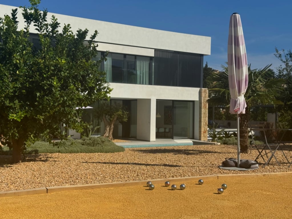 Chalet con vistas al Montgó, eficiencia energética A y piscina climatizada – Denia - 36