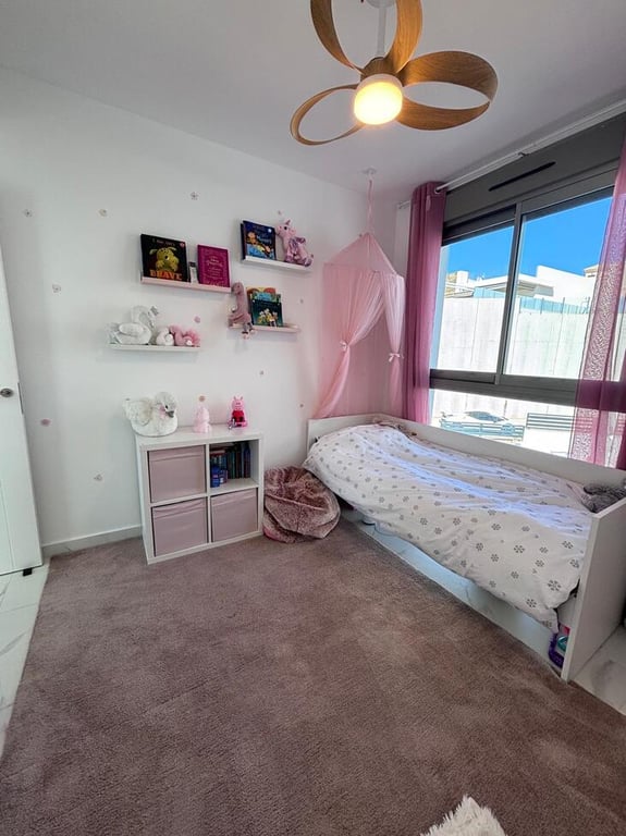 Property #RH21342 - 33