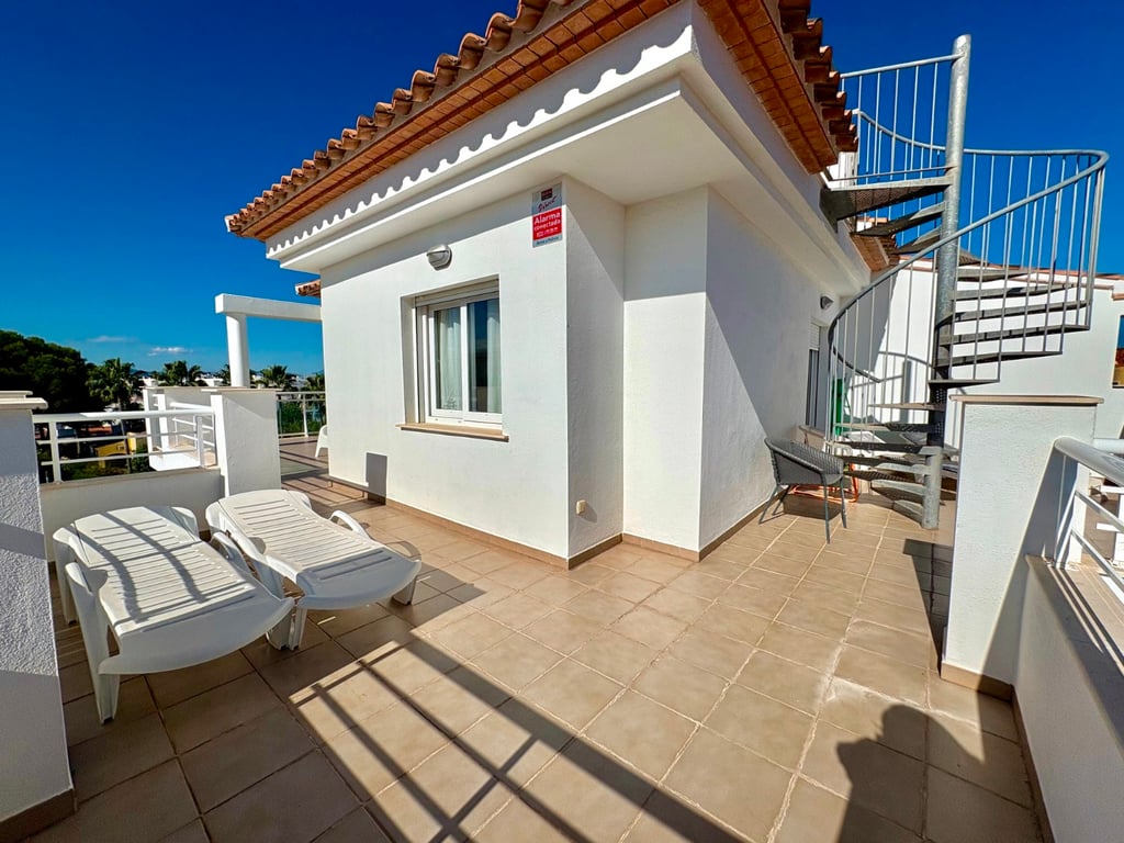 Property #RH20409 - 9