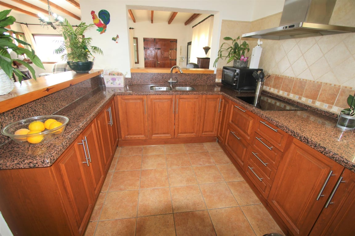 Property #RH20593 - 27