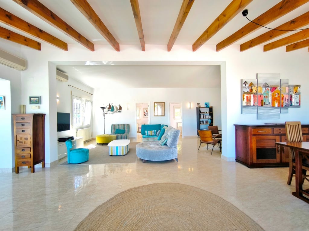 Villa con apartamento de invitados y vistas al mar en Dénia - 10