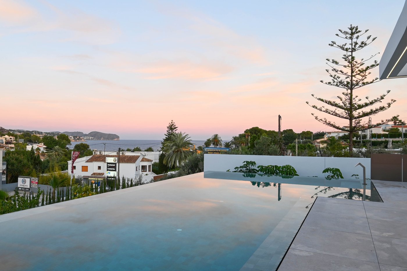 Sunlit Mediterranean Villa, Costa Blanca