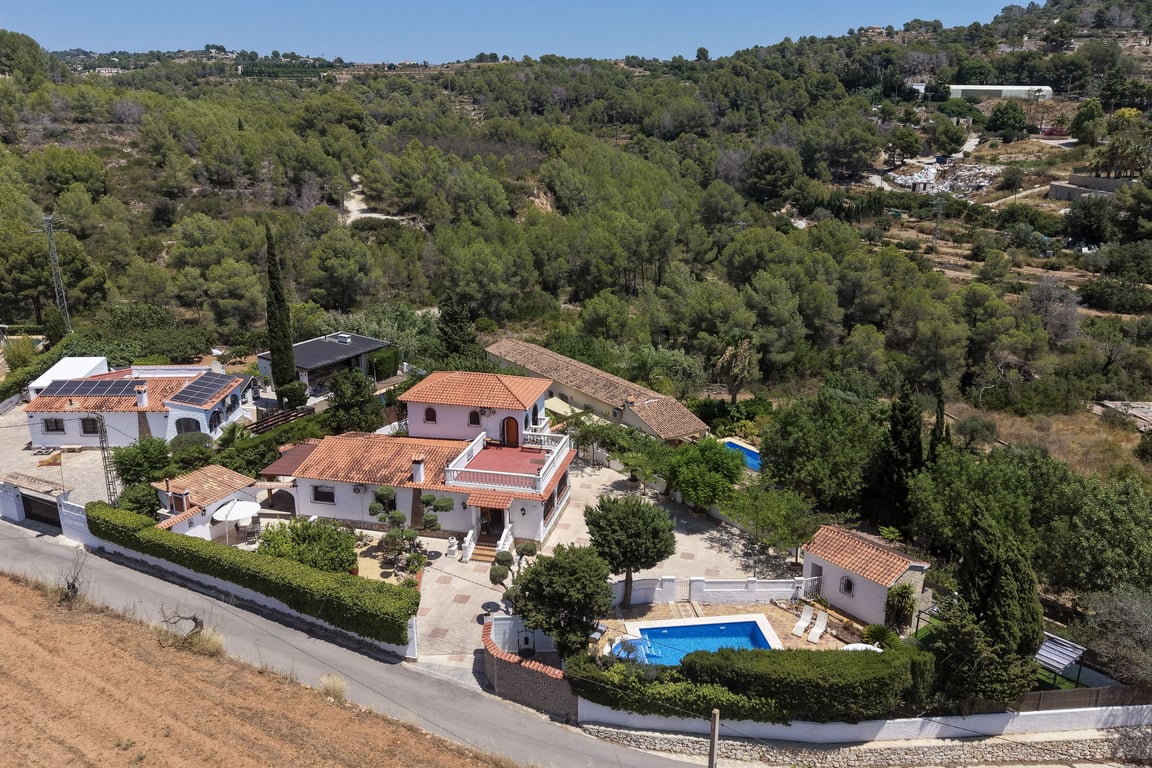 4-bed Villa in Benissa photo 2