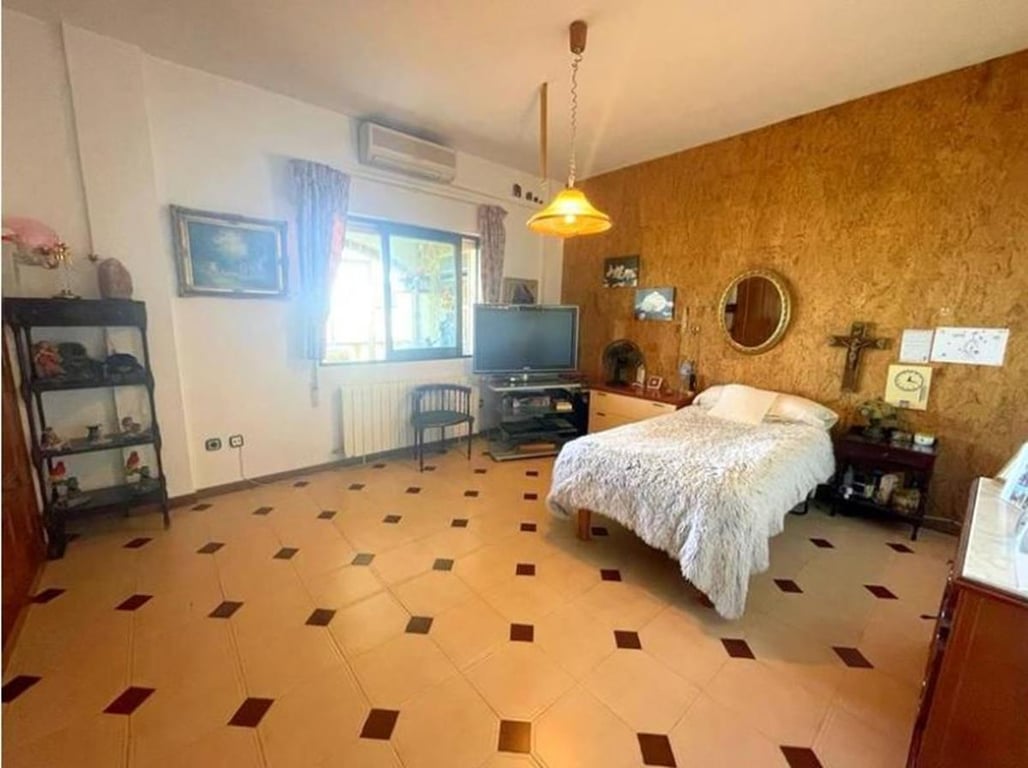 Dénia. Chalet amplio con vistas al mar en venta - 19