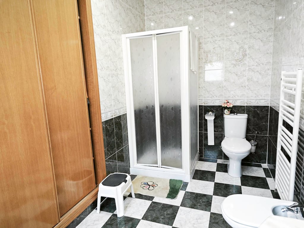 Villa de 270 m2 con piscina en venta en Pedreguer, zona residencial a un paso del centro - 25