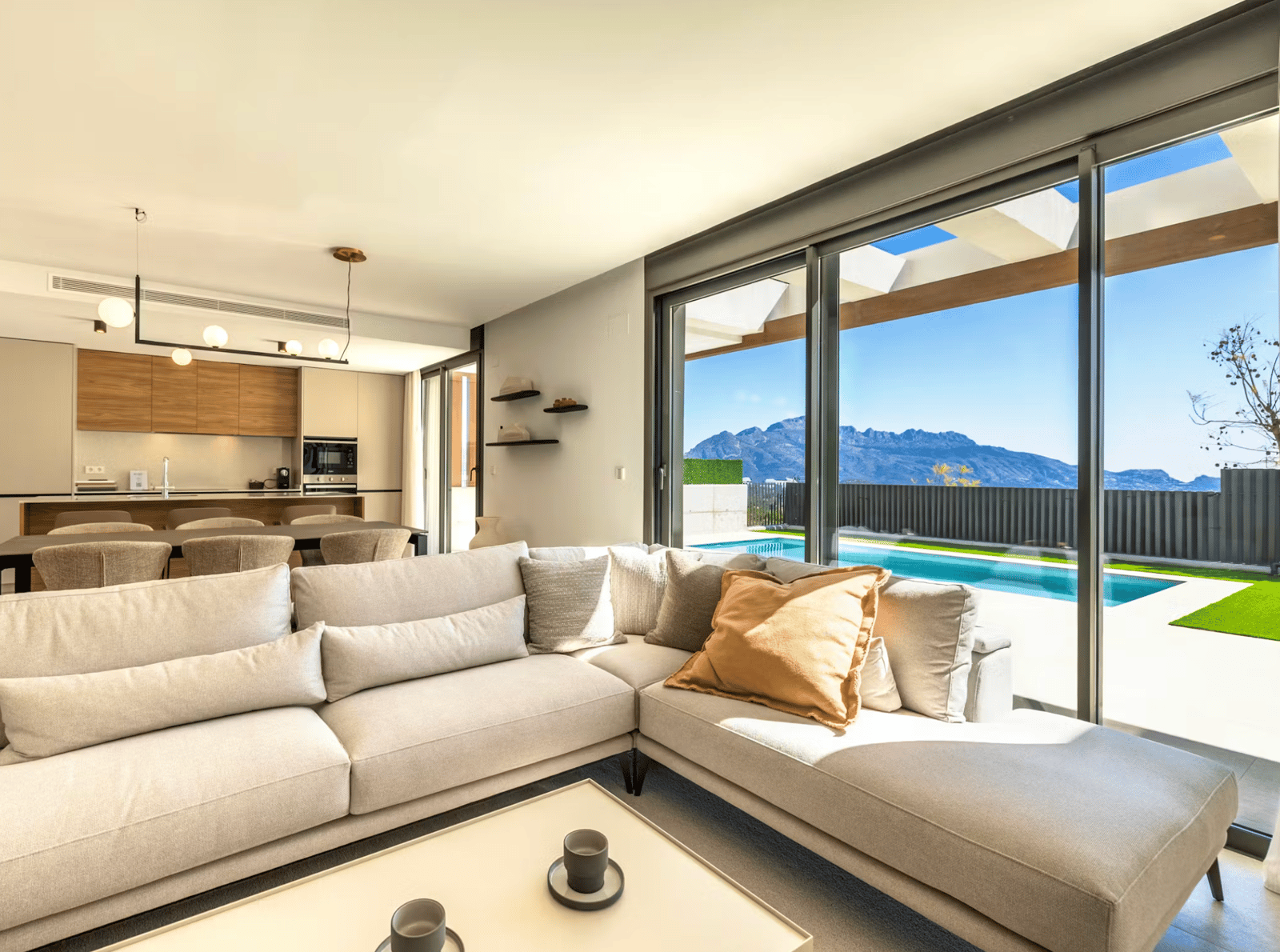 Residencial Maravilla: nouvelles villas avec piscine et vue sur mer à Polop — living room