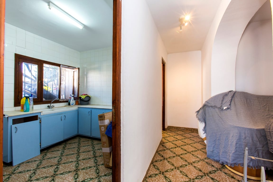 Villa con gran potencial en venta en Calpe - 33