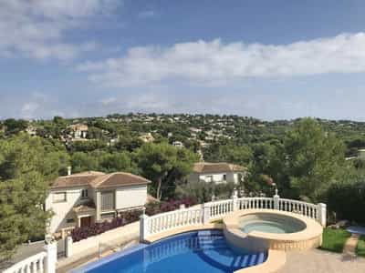 Property R4680211