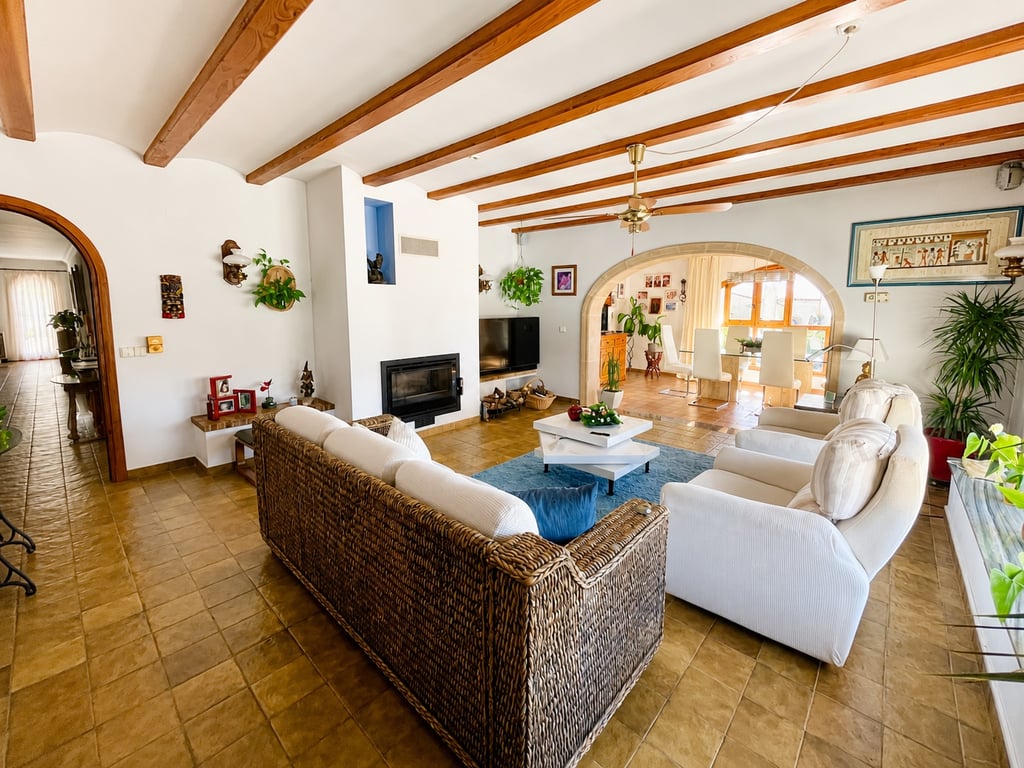 4-bed Villa in Benissa photo 3