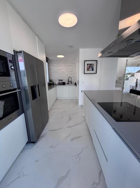 Property #RH21342 - 3