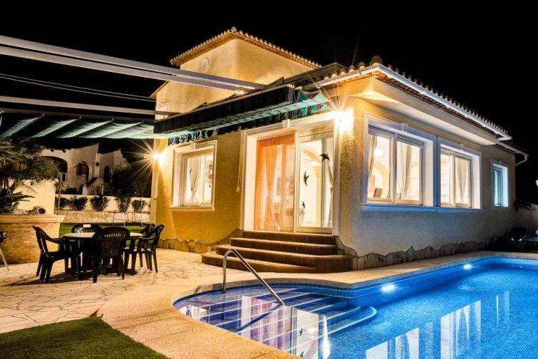 Agradable villa en venta en Calpe con vistas al Peñon - 27