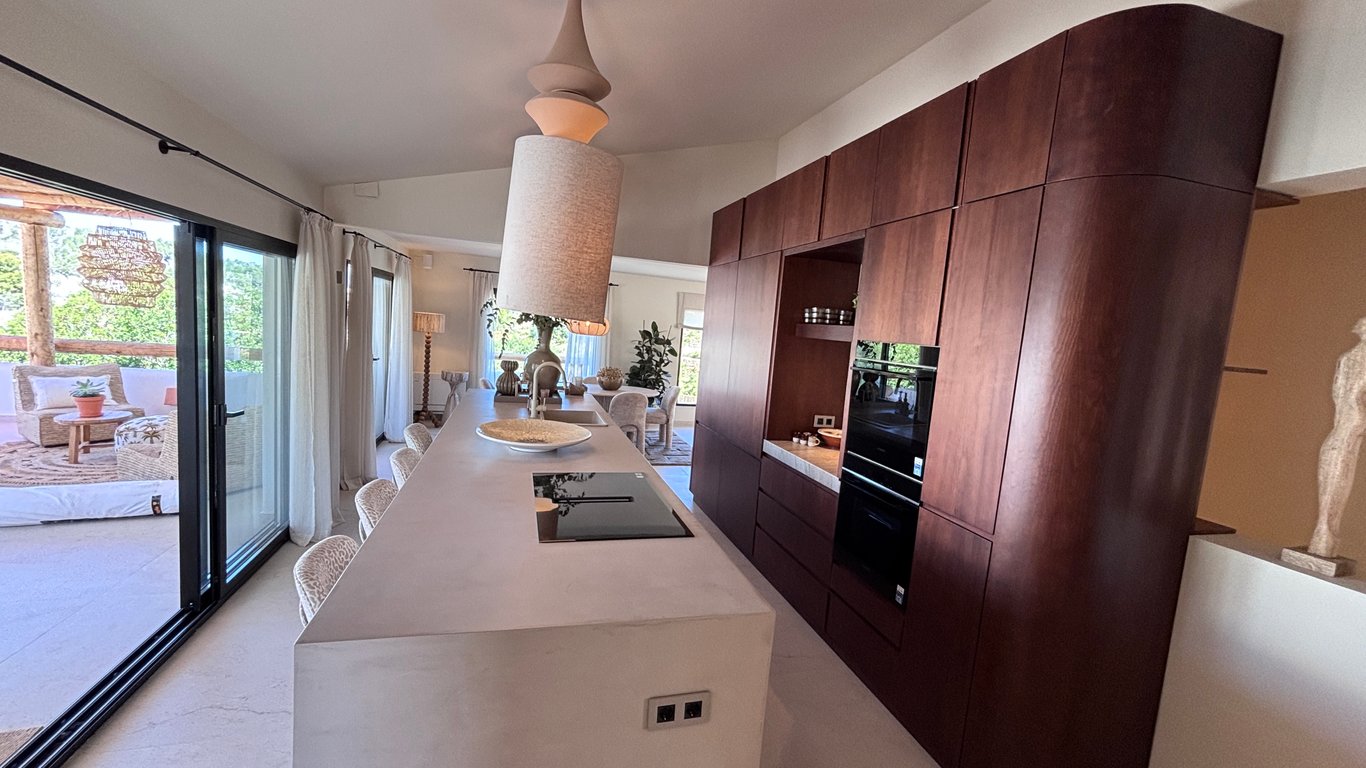 4-bed Villa in Jávea photo 13