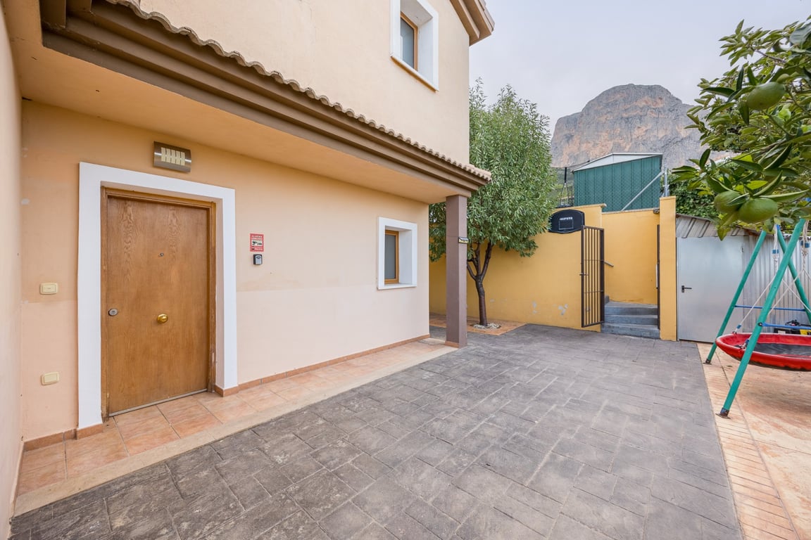 Property #RH20438 - 26