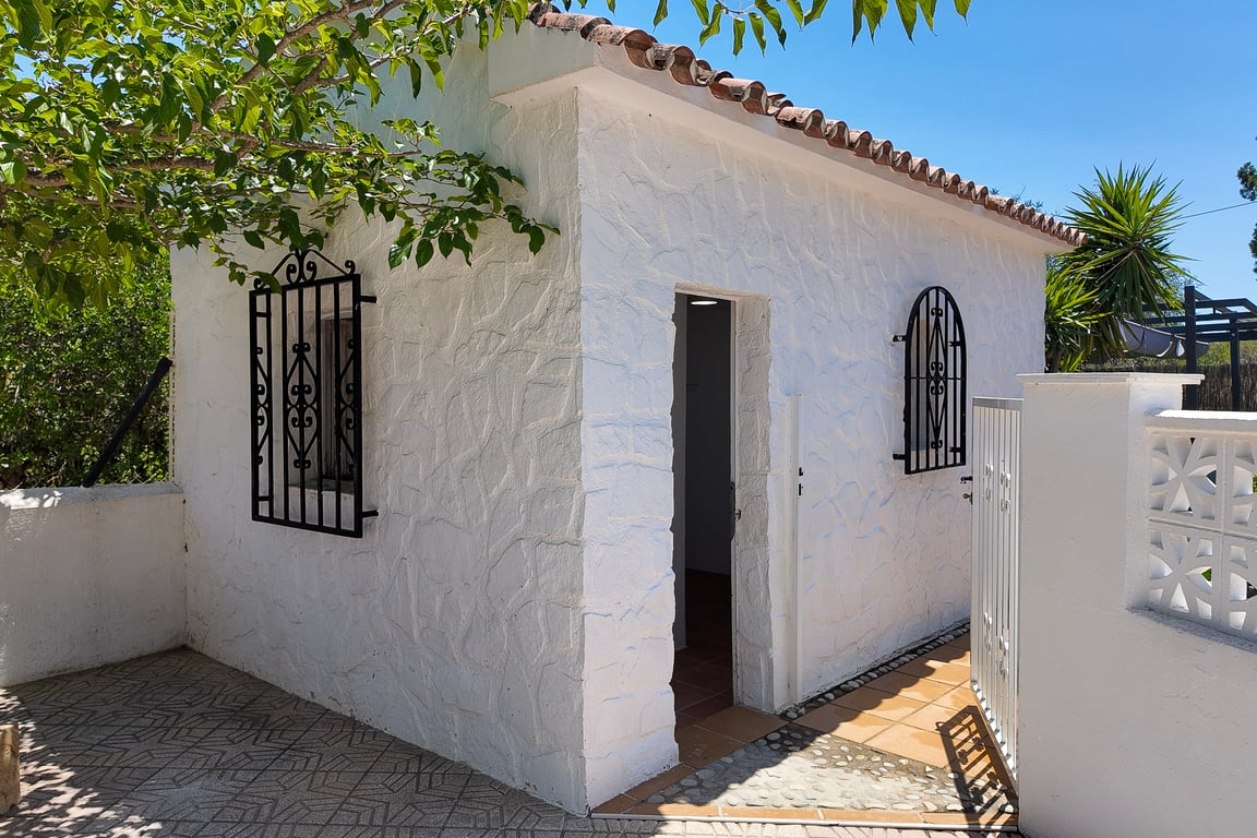 4-bed Villa in Benissa photo 12
