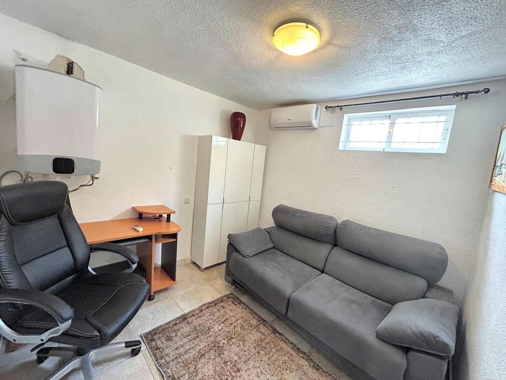 Property #RH20501 - 20